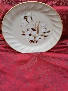 Vintage Hearthside Stoneware Sculptura "Felicity" Dinner Plate - Set Of 4